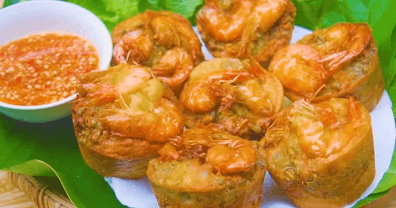 Cách thưởng thức bánh cống miền Tây ngon chuẩn vị