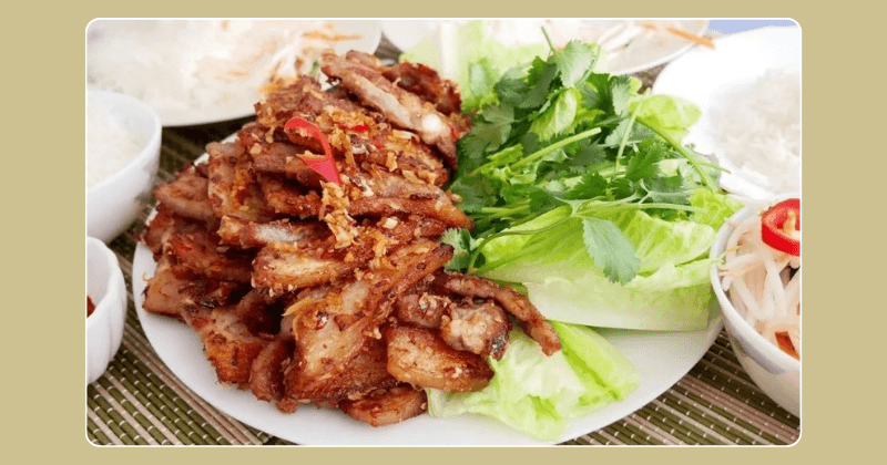 Mâm Cơm Miền Tây: 30+ Thực Đơn Hàng Ngày Chuẩn Vị Dân Dã 6 Thịt ba rọi chiên sả ớt thơm ngon trong mâm cơm miền Tây